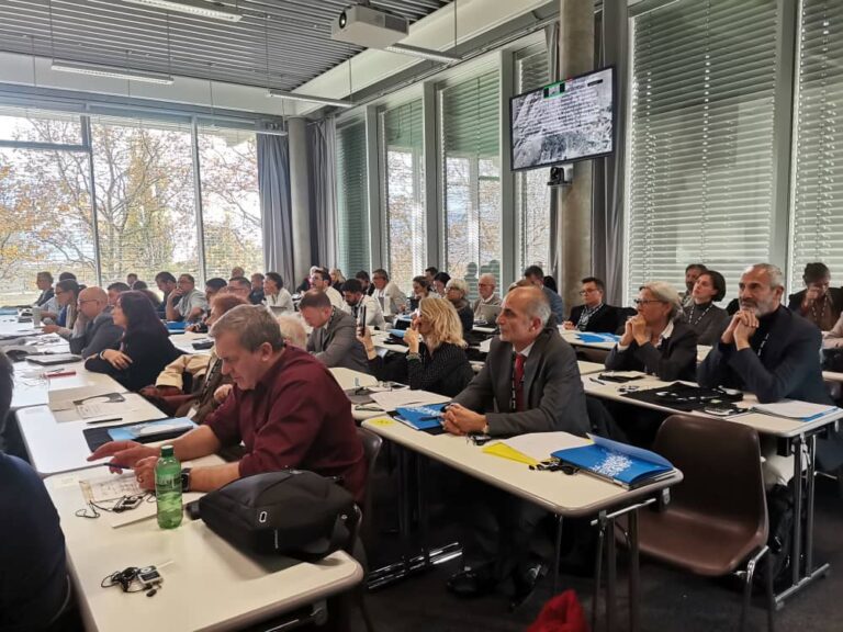 مشاركة وفد من المديرية العامة للآثار والمتاحف بمؤتمر لوزان حول تدمر