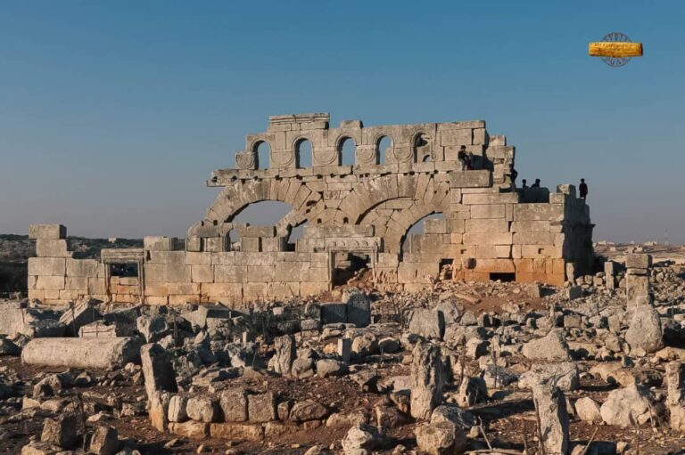 زيارة ميدانية لتعزيز جهود حماية التراث في قلعة سمعان وموقع براد.